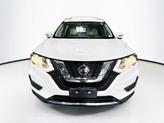 Thumbnail of 2020 Pearl White Tricoat Nissan Rogue