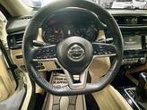 Thumbnail of 2020 Pearl White Tricoat Nissan Rogue