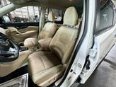 Thumbnail of 2020 Pearl White Tricoat Nissan Rogue