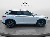 Thumbnail of 2024 White INFINITI QX50