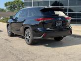 Thumbnail of 2023 Midnight Black Metallic Toyota Highlander