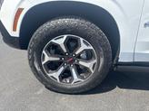 Thumbnail of 2025 Summit White GMC Yukon