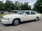 Thumbnail of 1998 White Diamond Cadillac DeVille