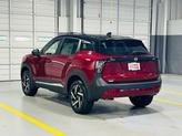 Thumbnail of 2025 2t Red Blk Roof Nissan Kicks