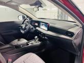 Thumbnail of 2025 2t Red Blk Roof Nissan Kicks