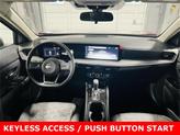 Thumbnail of 2025 2t Red Blk Roof Nissan Kicks