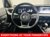 Thumbnail of 2025 2t Red Blk Roof Nissan Kicks