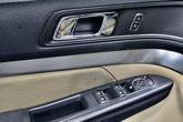 Thumbnail of 2017 Oxford White Ford Explorer
