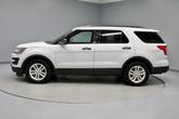 Thumbnail of 2017 Oxford White Ford Explorer