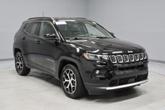 Photo of 2024 Diamond Black Crystal Pearlcoat Jeep Compass