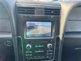 Thumbnail of 2017 White Platinum Clearcoat Lincoln Navigator