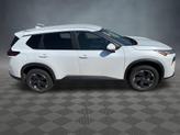 Thumbnail of 2024 Everest White Pearl Nissan Rogue