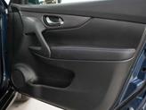 Thumbnail of 2016 Blue Nissan Rogue