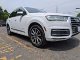 Thumbnail of 2019 White Audi Q7