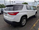 Thumbnail of 2021 White Chevrolet Traverse