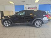 Thumbnail of 2024 AGATE BLACK METALLIC Ford Explorer
