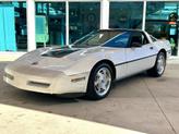 Thumbnail of 1989 White Chevrolet Corvette
