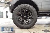 Thumbnail of 2024 Gray Metallic Ford Bronco
