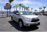 Thumbnail of 2015 Creme Brulee Mica Toyota Highlander