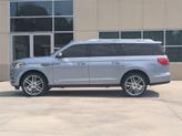 Thumbnail of 2020 Chroma Crystal Blue Lincoln Navigator