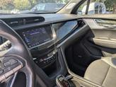 Thumbnail of 2020 Crystal White Tricoat Cadillac XT6