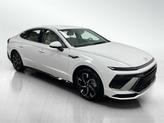 Photo of 2025 Serenity White Hyundai SONATA