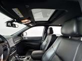 Thumbnail of 2022 Diamond Black Crystal Pearlcoat Jeep Grand Cherokee