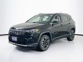 Photo of 2022 Diamond Black Crystal Pearlcoat Jeep Compass