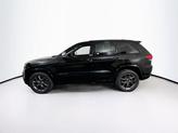 Thumbnail of 2021 Diamond Black Crystal Pearlcoat Jeep Grand Cherokee
