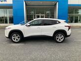 Thumbnail of 2025 Summit White Chevrolet Trax