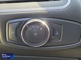 Thumbnail of 2017 Oxford White Ford Edge