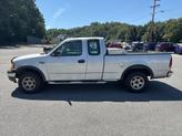 Thumbnail of 2002 Silver Clearcoat Ford F-150