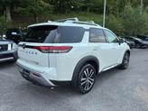 Thumbnail of 2023 Pearl White Tricoat Nissan Pathfinder