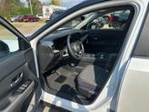 Thumbnail of 2026 White/Black Nissan Kicks