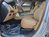 Thumbnail of 2025 Hakuba Silver Metallic Land Rover Range Rover
