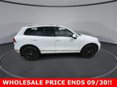 Thumbnail of 2017 Pure White Volkswagen Touareg