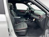Thumbnail of 2025 Iridescent Pearl Tricoat Chevrolet Trailblazer