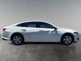 Thumbnail of 2020 Summit White Chevrolet Malibu