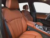 Thumbnail of 2026 Mineral White Metallic BMW X7