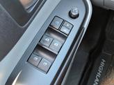 Thumbnail of 2016 Blizzard Pearl Toyota Highlander