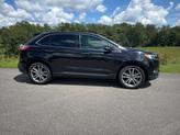 Thumbnail of 2022 AGATE BLACK METALLIC Ford Edge