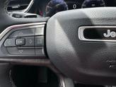 Thumbnail of 2023 Diamond Black Crystal Pearlcoat Jeep Grand Cherokee
