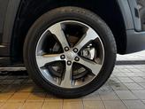 Thumbnail of 2023 Diamond Black Crystal Pearlcoat Jeep Grand Cherokee