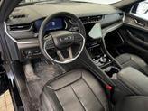 Thumbnail of 2025 Diamond Black Crystal Pearlcoat Jeep Grand Cherokee