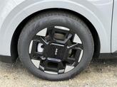 Thumbnail of 2025 Ceramic Silver Kia Carnival