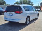 Thumbnail of 2019 Bright White Clearcoat Chrysler Pacifica