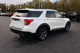Thumbnail of 2022 Star White Metallic Tri-Coat Ford Explorer
