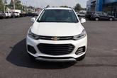 Thumbnail of 2022 Iridescent Pearl Tricoat Chevrolet Trax