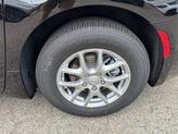 Thumbnail of 2025 Diamond Black Crystal Pearlcoat Chrysler Pacifica