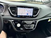 Thumbnail of 2025 Diamond Black Crystal Pearlcoat Chrysler Pacifica